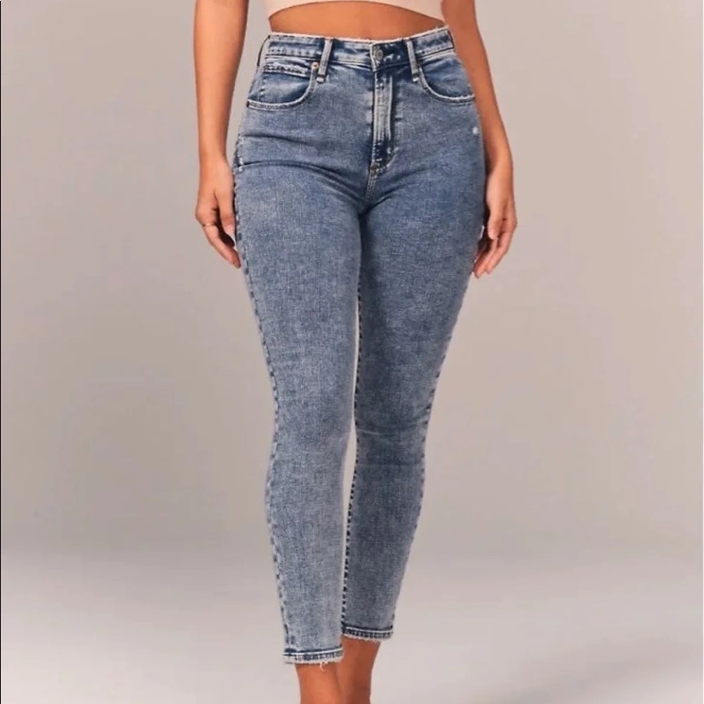 Abercrombie Curve Love Super Skinny Jeans